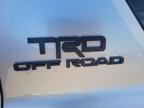 Used 2025 Toyota 4Runner TRD Off-Road Premium AWD/4WD image 10
