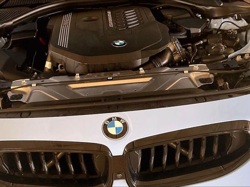 Used 2025 BMW M240i Coupe RWD image 28