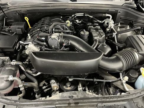 Certified 2024 Dodge Durango GT image 33