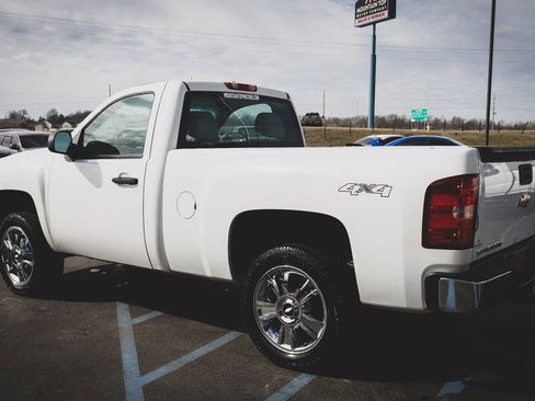 Used 2013 Chevrolet Silverado 1500 W/T image 6