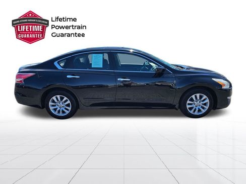 Used 2015 Nissan Altima 2.5 S w/ Power Driver Seat Package FWD image 6