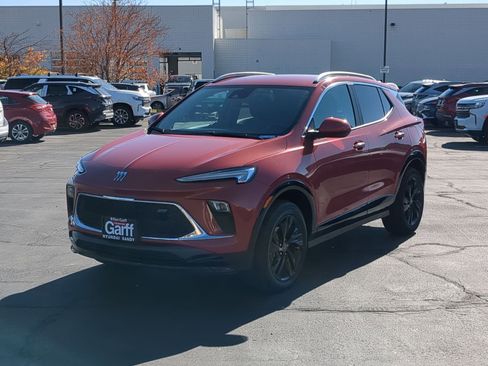 Used 2024 Buick Encore GX Sport Touring image 10