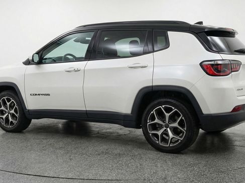 Used 2025 Jeep Compass Limited image 6