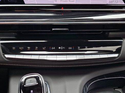 Certified 2024 Cadillac Escalade V AWD/4WD image 18