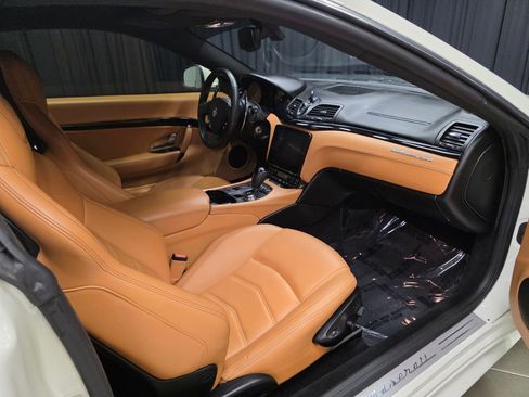 Used 2018 Maserati GranTurismo Sport image 36