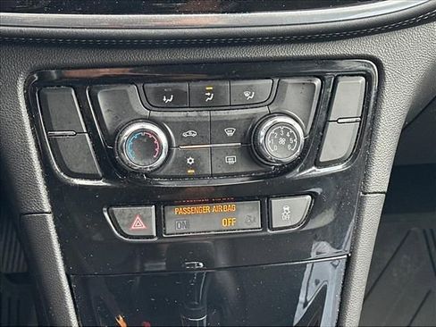 Certified 2019 Buick Encore Preferred w/ Safety Package FWD image 27
