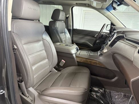 Used 2019 GMC Yukon XL Denali w/ Denali Ultimate Package AWD/4WD image 41