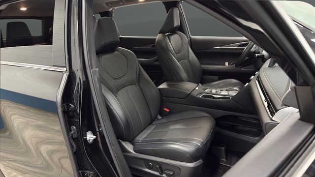 Used 2023 INFINITI QX60 Luxe AWD/4WD image 25