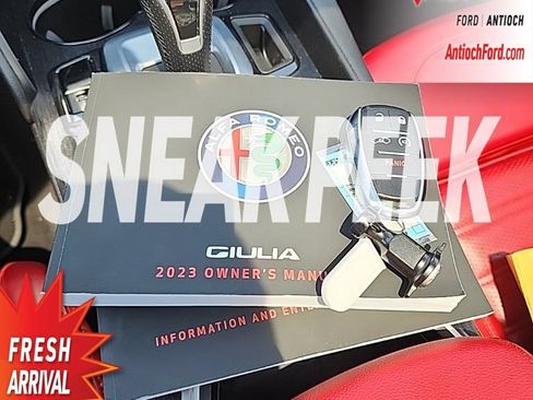 Used 2023 Alfa Romeo Giulia Sprint RWD image 18