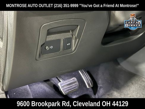 Used 2023 Land Rover Range Rover Velar R-Dynamic S image 16