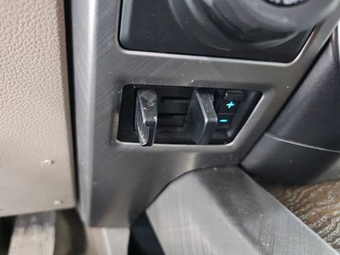 Used 2019 Ford F150 Limited w/ Trailer Tow Package image 31