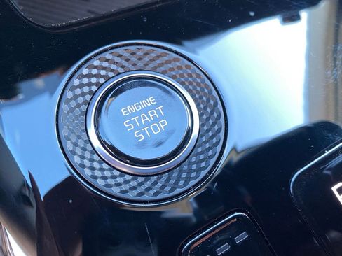 New 2026 Kia Niro EX image 16