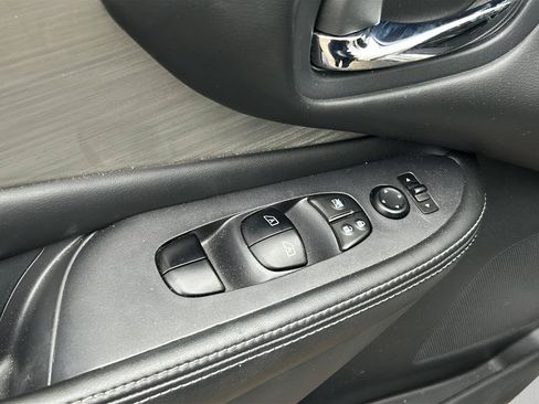 Used 2018 Nissan Murano S w/ Cargo Package FWD image 24