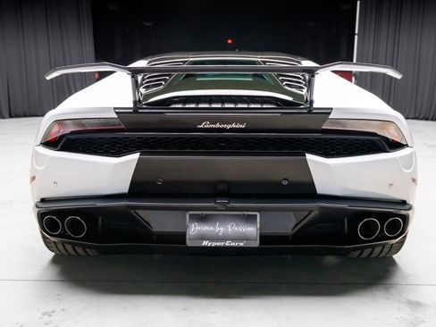 Used 2016 Lamborghini Huracan LP 610-4 AWD/4WD image 40
