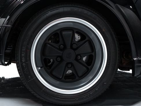 Used 1988 Porsche 911 Carrera image 30