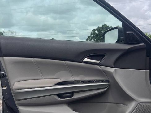 Used 2009 Honda Accord EX-L image 12