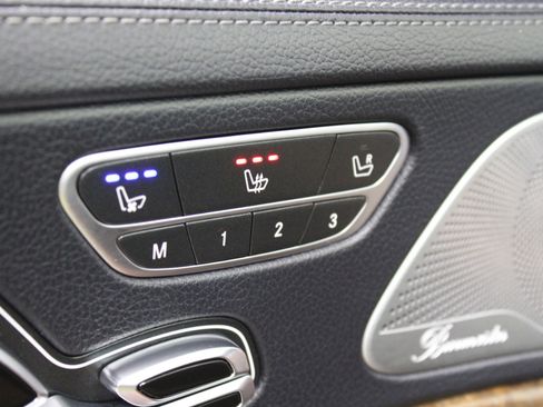 Used 2015 Mercedes-Benz S 550 Sedan image 37