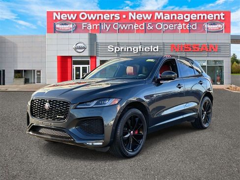 Used 2021 Jaguar F-PACE R-Dynamic S image 2