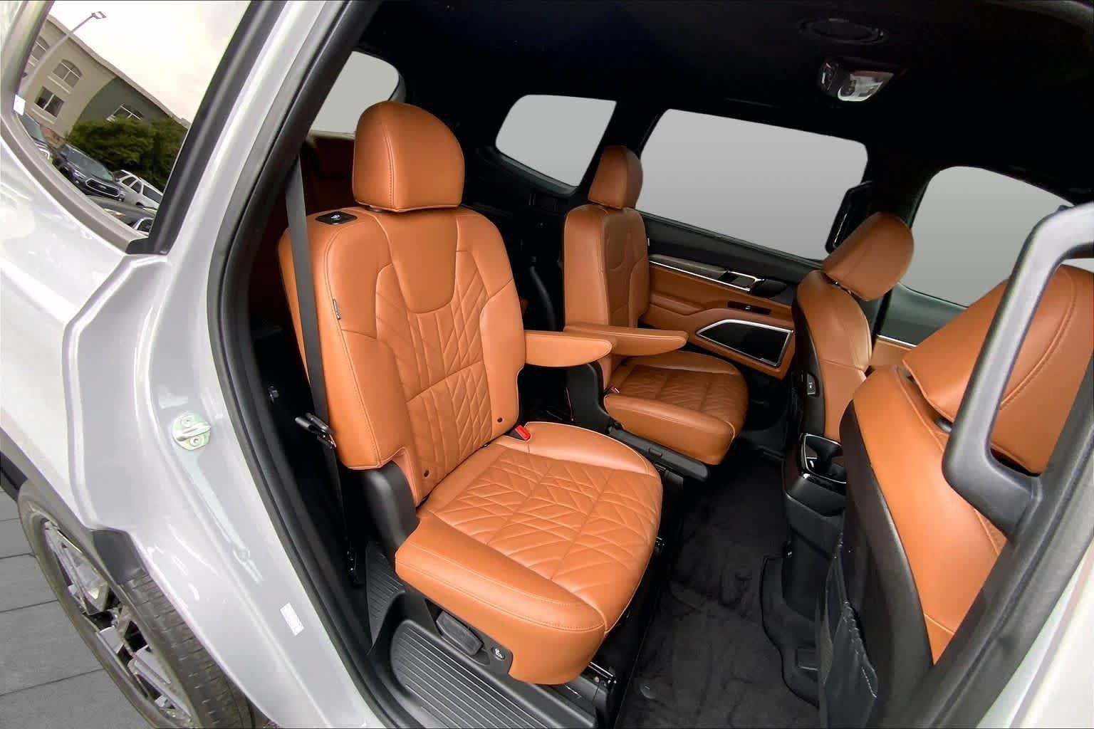 Used 2024 Kia Telluride EX X-Line AWD/4WD image 17