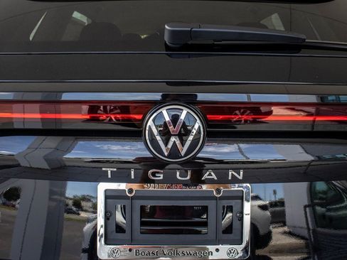 New 2025 Volkswagen Tiguan S image 15