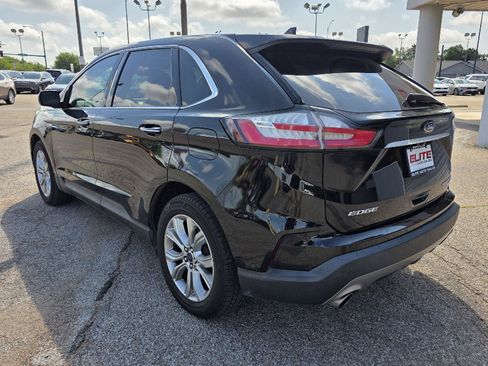 Used 2020 Ford Edge Titanium w/ Equipment Group 301A FWD image 7