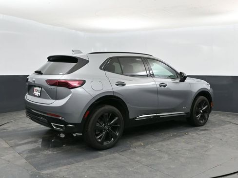 Used 2024 Buick Envision Sport Touring image 3