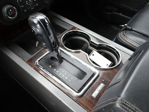 Used 2015 Ford Expedition EL Platinum RWD image 27