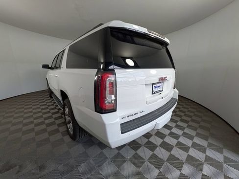 Used 2019 GMC Yukon XL SLE w/ SLE Value Package AWD/4WD image 11