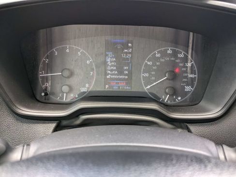 Used 2025 Toyota Corolla LE FWD image 23