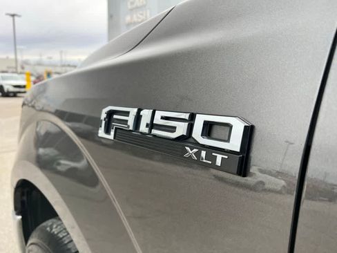 Used 2017 Ford F150 XLT w/ Equipment Group 302A Luxury image 10