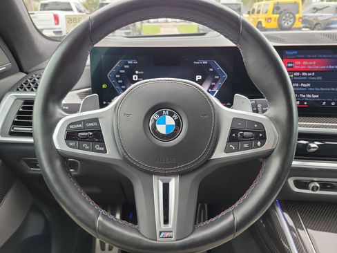Used 2024 BMW X7 M60i w/ Executive Package image 28
