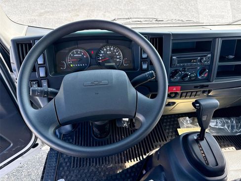 New 2024 Chevrolet Low Cab Forward image 20