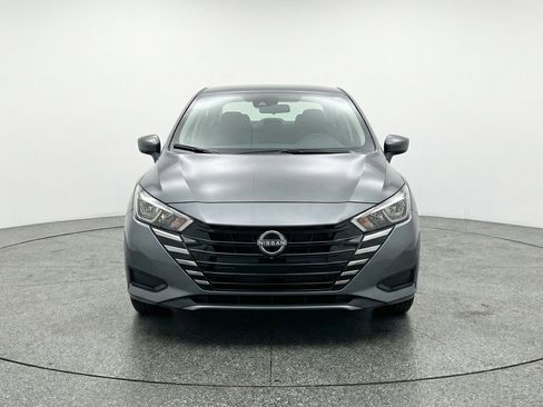 Used 2025 Nissan Versa SV image 2