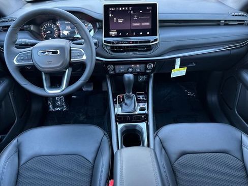 New 2026 Jeep Compass Latitude AWD/4WD image 4