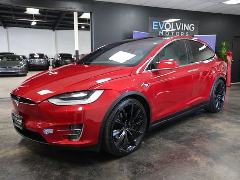 Used 2020 Tesla Model X Long Range image 5