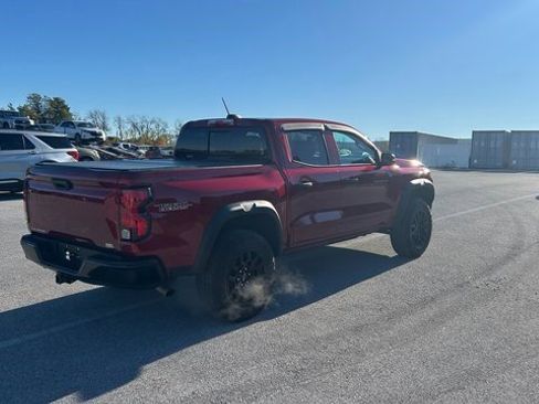 Certified 2024 Chevrolet Colorado Trail Boss w/ Advanced Trailering Package image 3