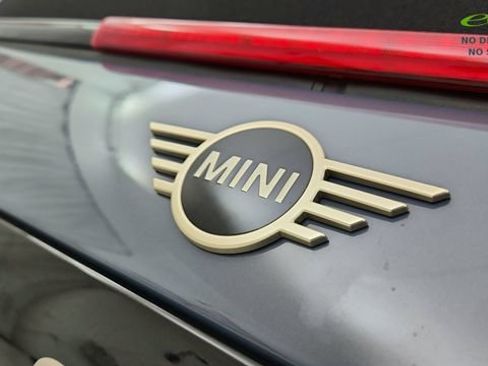 Used 2025 MINI Cooper S FWD image 39