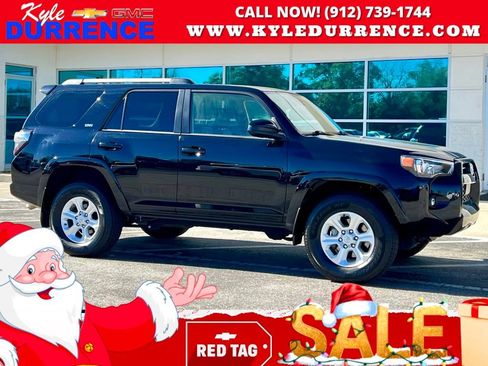 Used 2024 Toyota 4Runner SR5 image 1