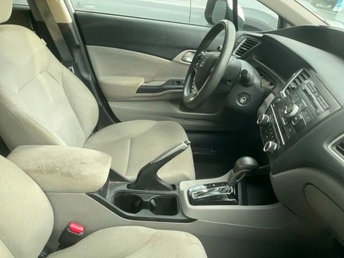 Used 2013 Honda Civic LX image 3