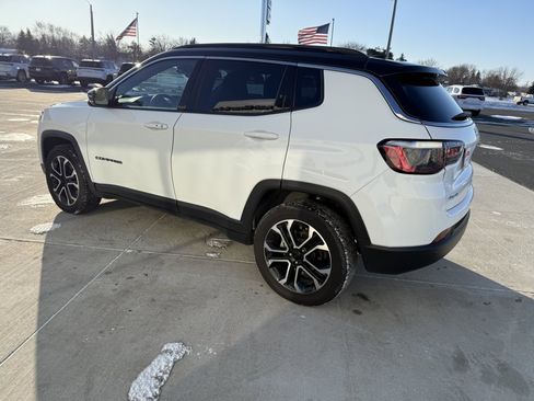Used 2023 Jeep Compass Limited image 6