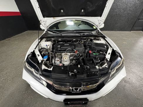 Used 2016 Honda Accord EX-L image 9