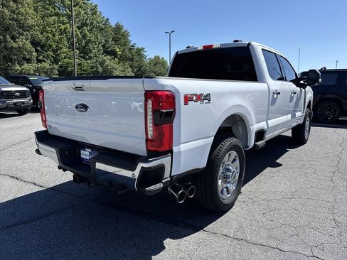 Used 2024 Ford F350 Lariat w/ Lariat Ultimate Package AWD/4WD image 7