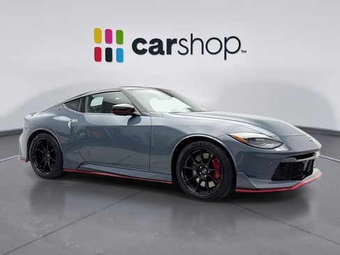 Used 2024 Nissan Z NISMO w/ Floor Mat Package image 7
