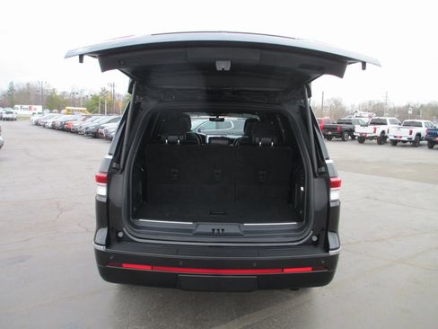 Used 2023 Lincoln Navigator Reserve w/ Equipment Group 201A image 7