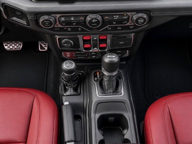 Used 2024 Jeep Wrangler Unlimited Rubicon 392 AWD/4WD image 23