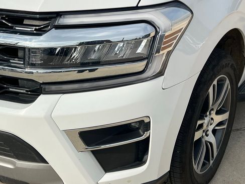 Used 2024 Ford Expedition Limited RWD image 4