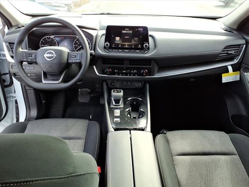 New 2026 Nissan Rogue SV image 7