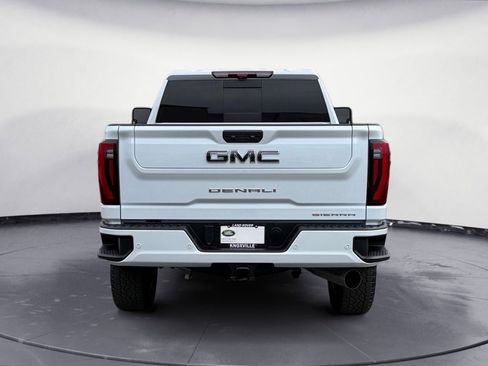 Used 2026 GMC Sierra 2500 Denali Ultimate image 7