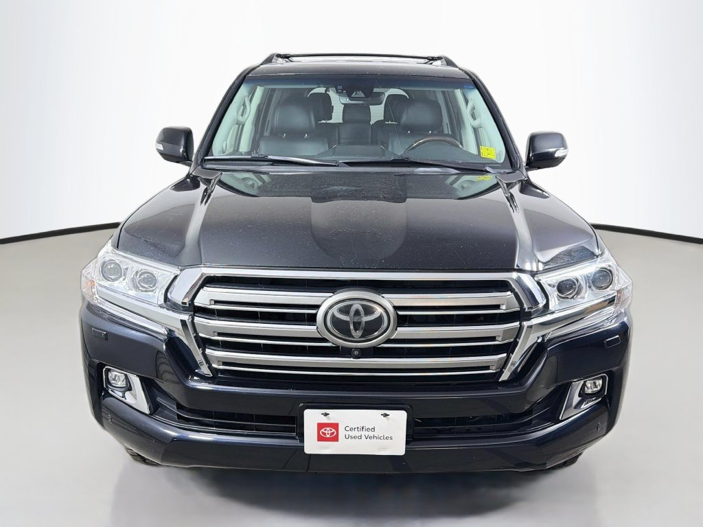 Used 2018 Toyota Land Cruiser w/ Carpet Mat Package AWD/4WD image 2