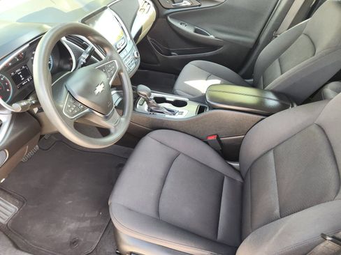 Used 2024 Chevrolet Malibu LT FWD image 14